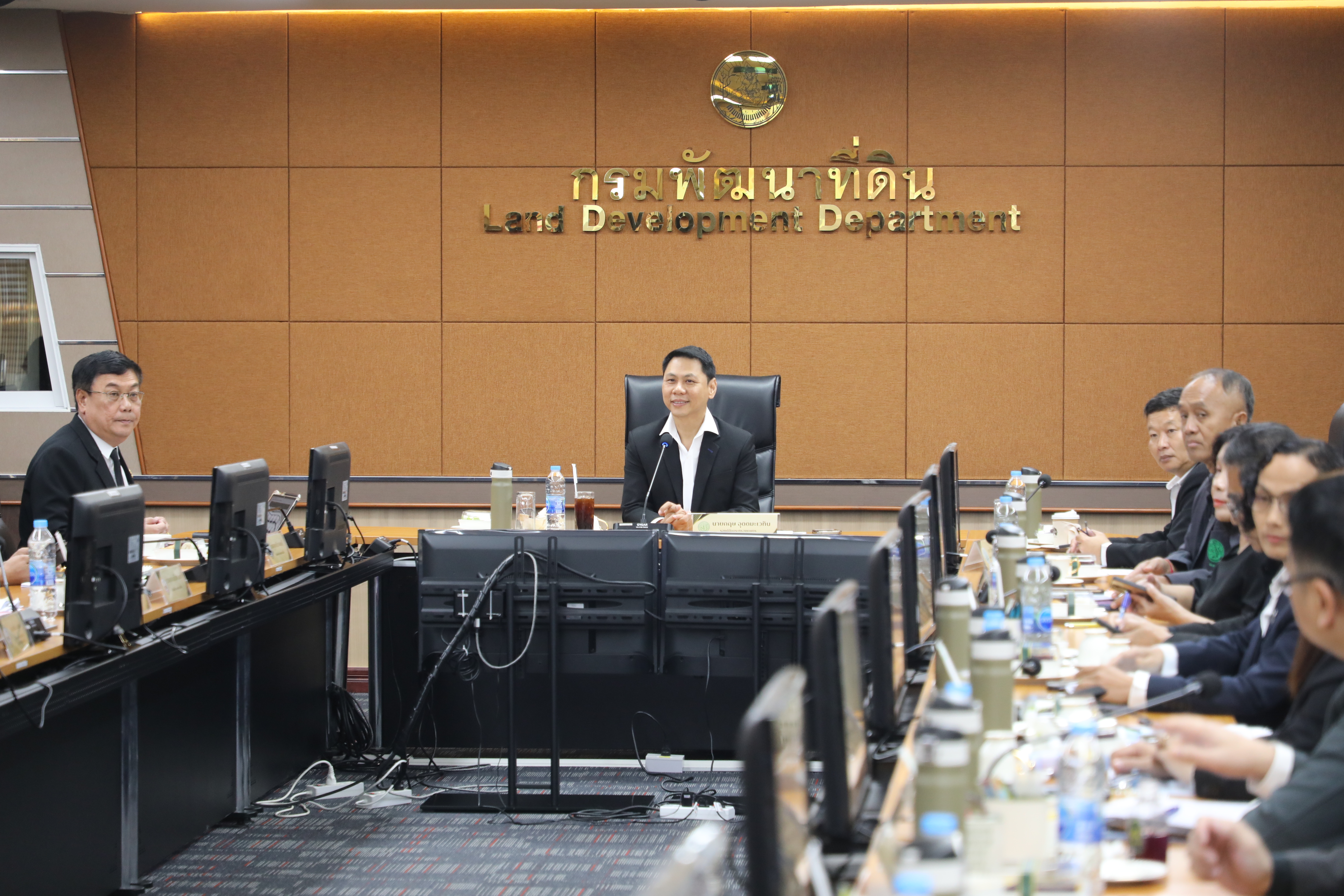 title - ส.ปก. ร่วมประชุมสัญจรภายใต้กำกับดูแลของรองปลัดกระทรวงเกษตรและสหกรณ์ (นายกฤษ อุตตมะเวทิน)